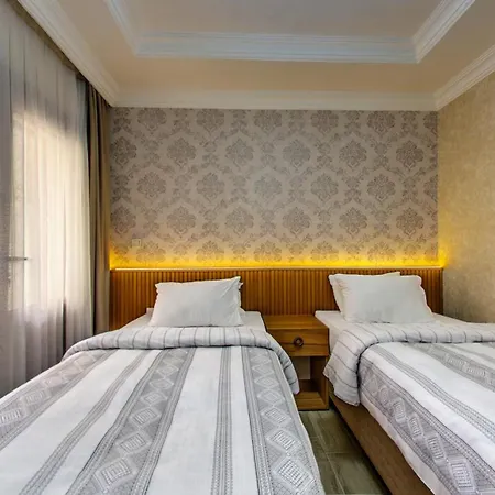 Denis Suit Apart * Isztambul