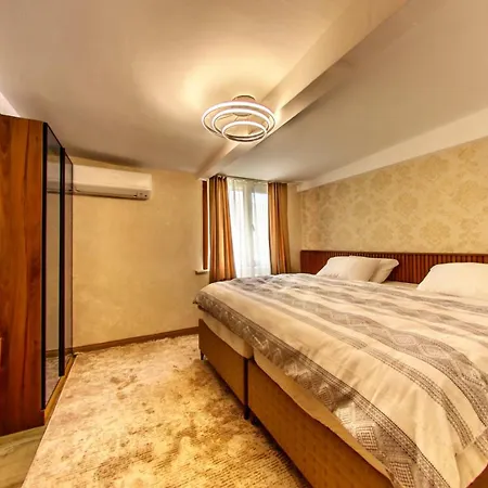 Denis Suit Apart Apartahotel Estambul